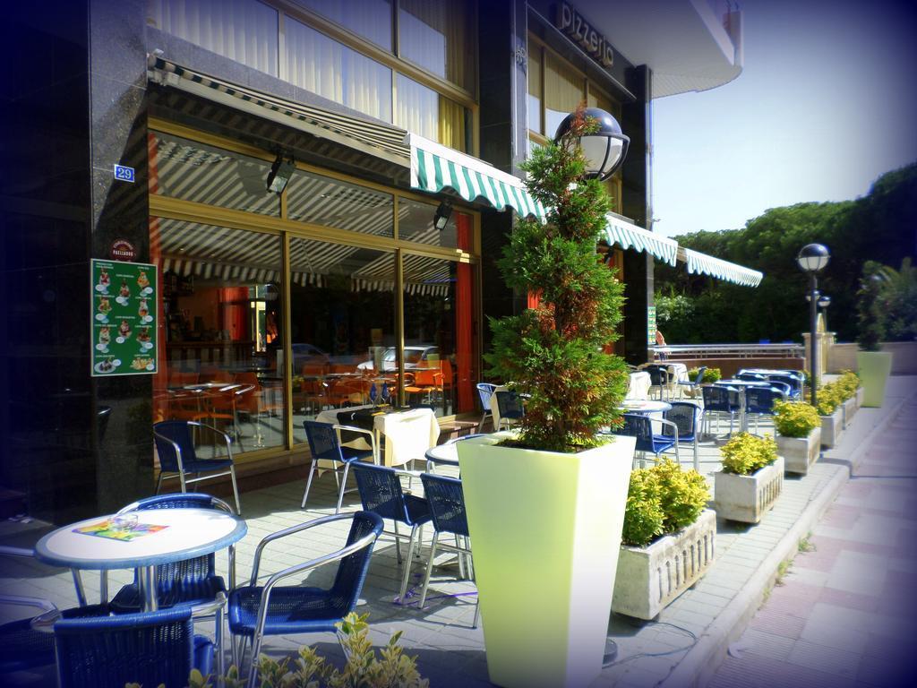 Hotel Blaumar Бланес Экстерьер фото