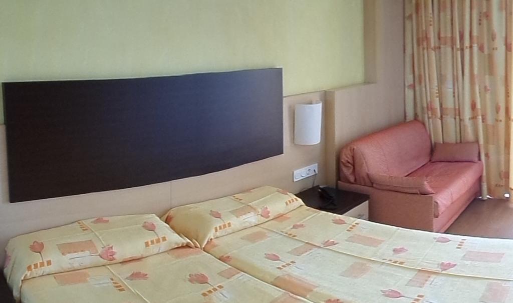 Hotel Blaumar Бланес Экстерьер фото