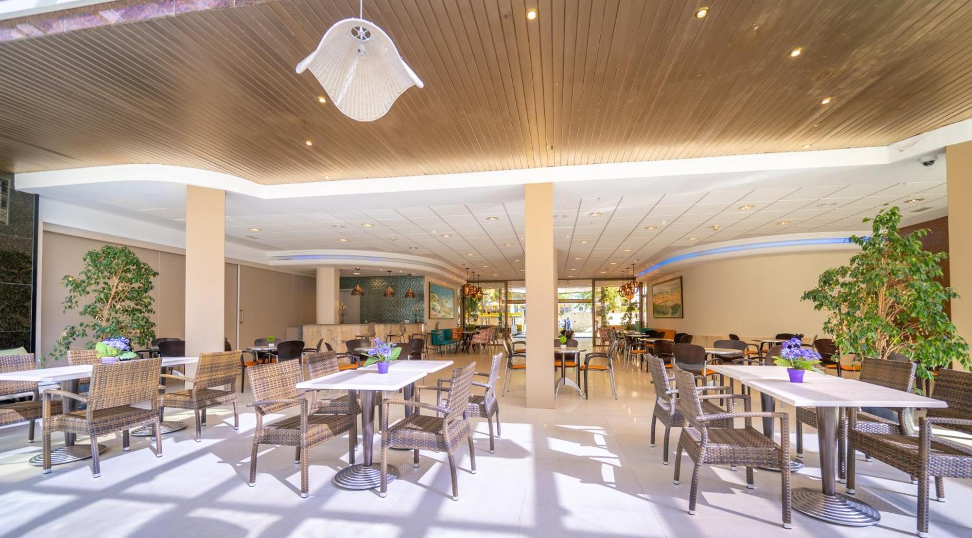 Hotel Blaumar Бланес Экстерьер фото
