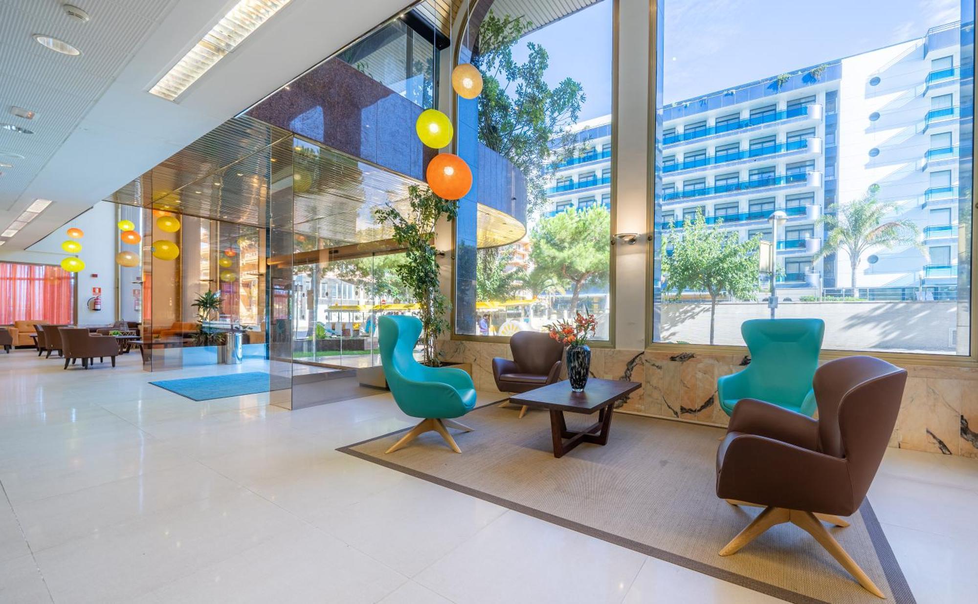 Hotel Blaumar Бланес Экстерьер фото