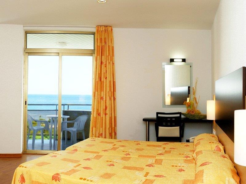 Hotel Blaumar Бланес Экстерьер фото